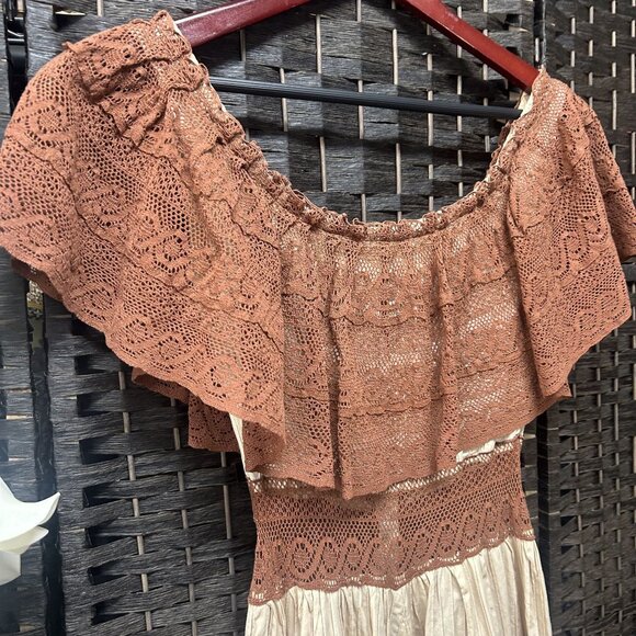 Vintage Brown Cream Handmade Fit and Flare Lace Top Dress Size Small - Picture 2 of 8